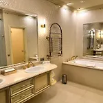 Hotell Royal & 5*