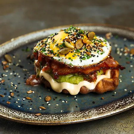 Готель Royal & Рига