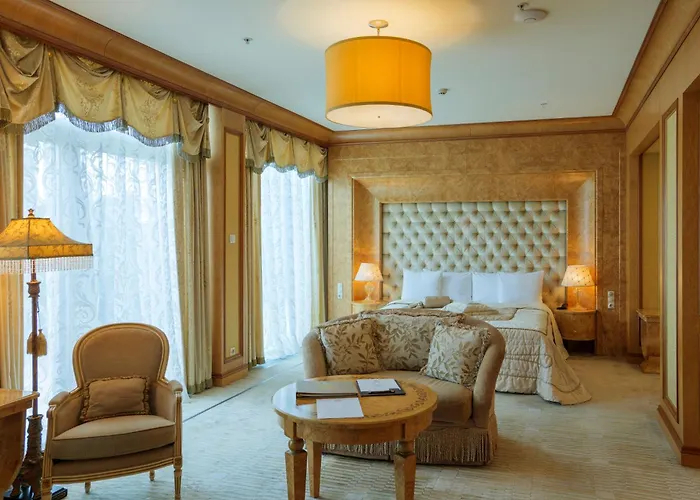 Szálloda Royal & 5*