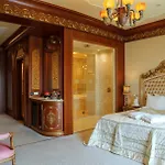 Royal & Hotel 5*