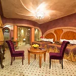Hotel Royal & 5*