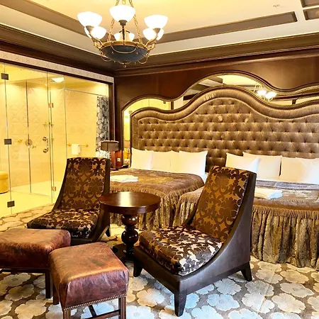 Hotel Royal &