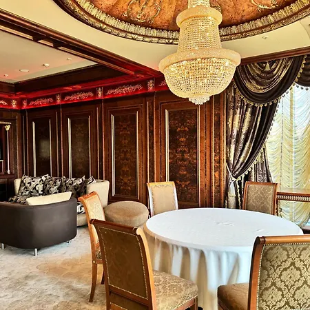 Royal & Hotel 5*